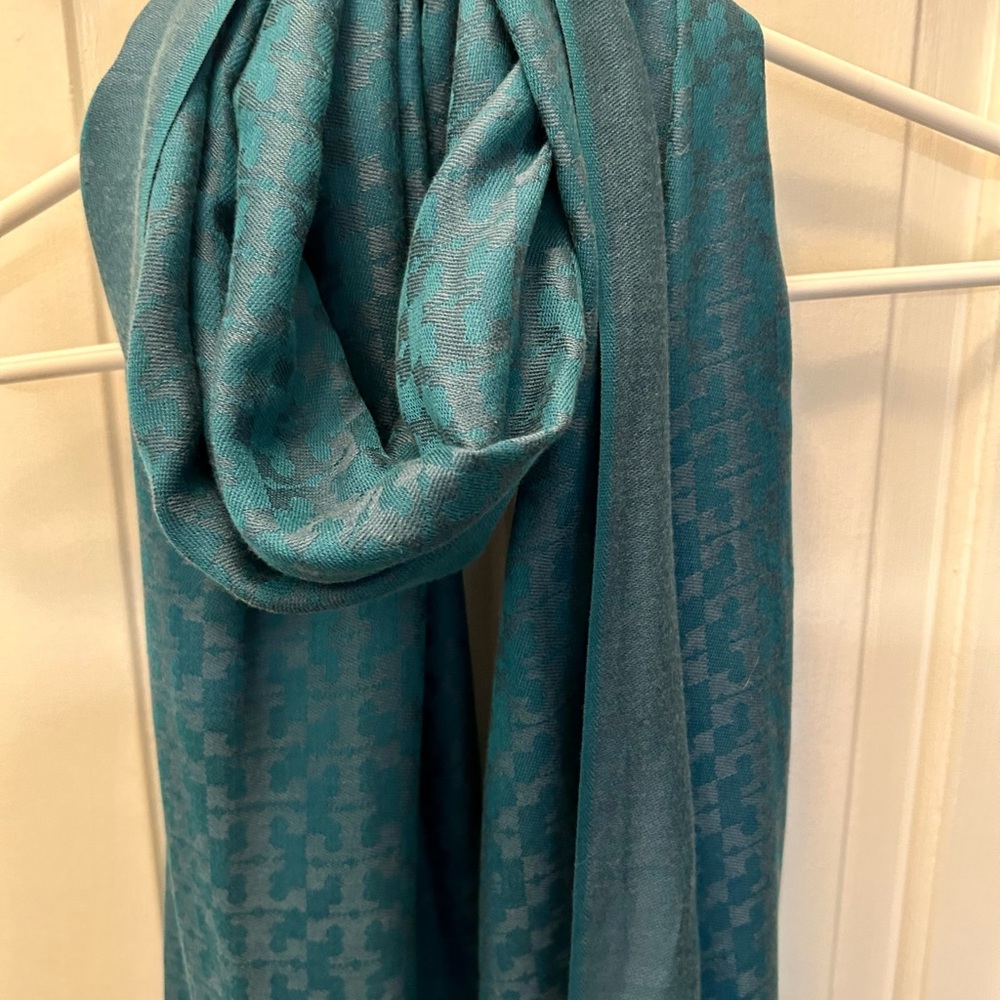 Tory Burch Scarf. Very flattering color!
